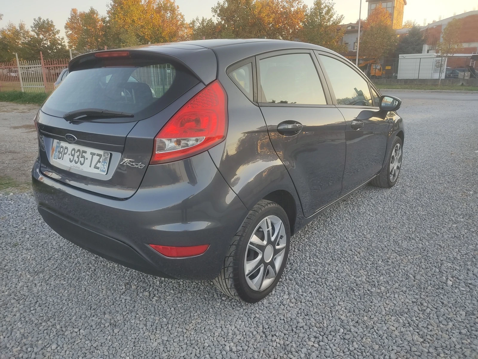 Ford Fiesta 1.4 TDCi/70k.c./KLIMA  - изображение 6