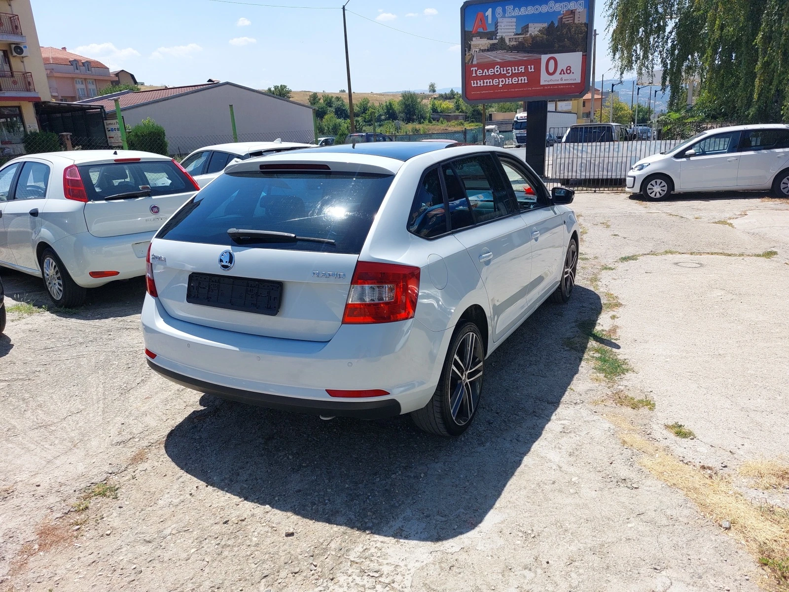 Skoda Rapid 1.4TDI EURO6* 36м. х 440лв.*  - изображение 5