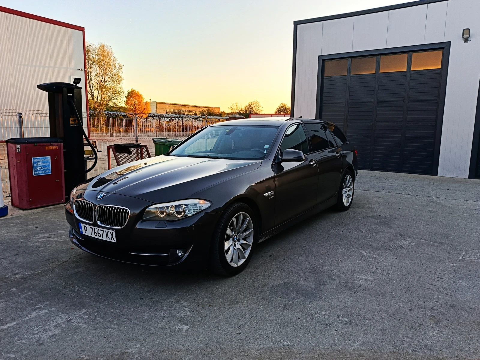 BMW 530  X DRlVE PANORAMA - [1] 