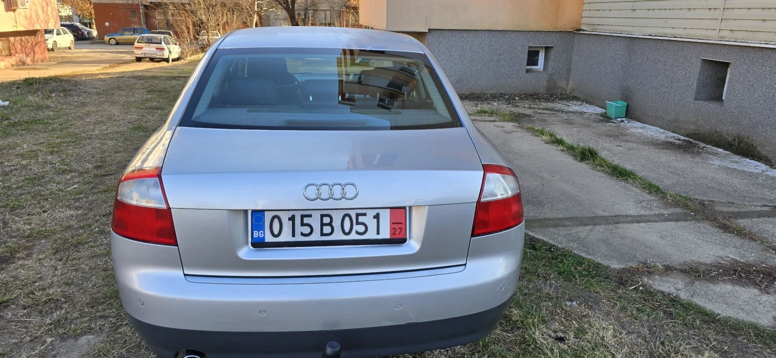 Audi A4 2.0i, 131k - изображение 3