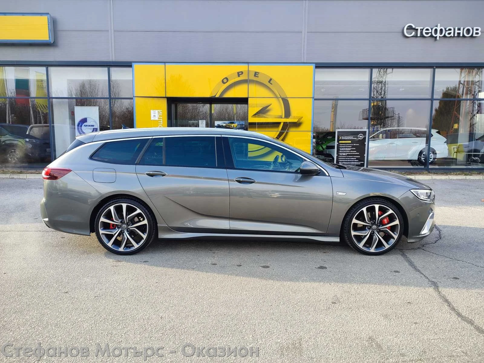 Opel Insignia B Sp. Tourer 4x4 GSI 2.0 Diesel BiTurbo (210HP) AT - изображение 5