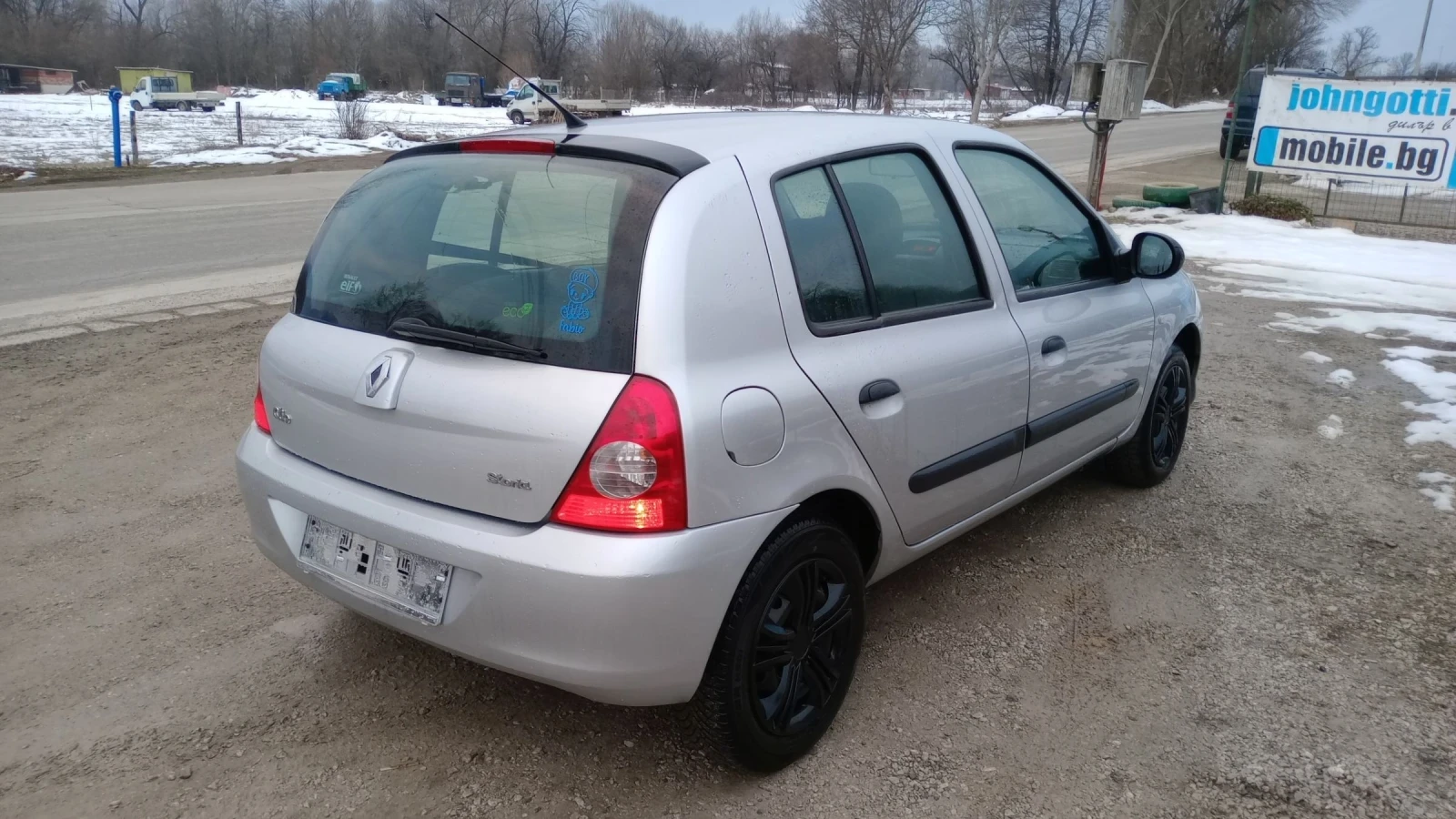 Renault Clio 1.2i klimatik Fasse 2010г - изображение 6