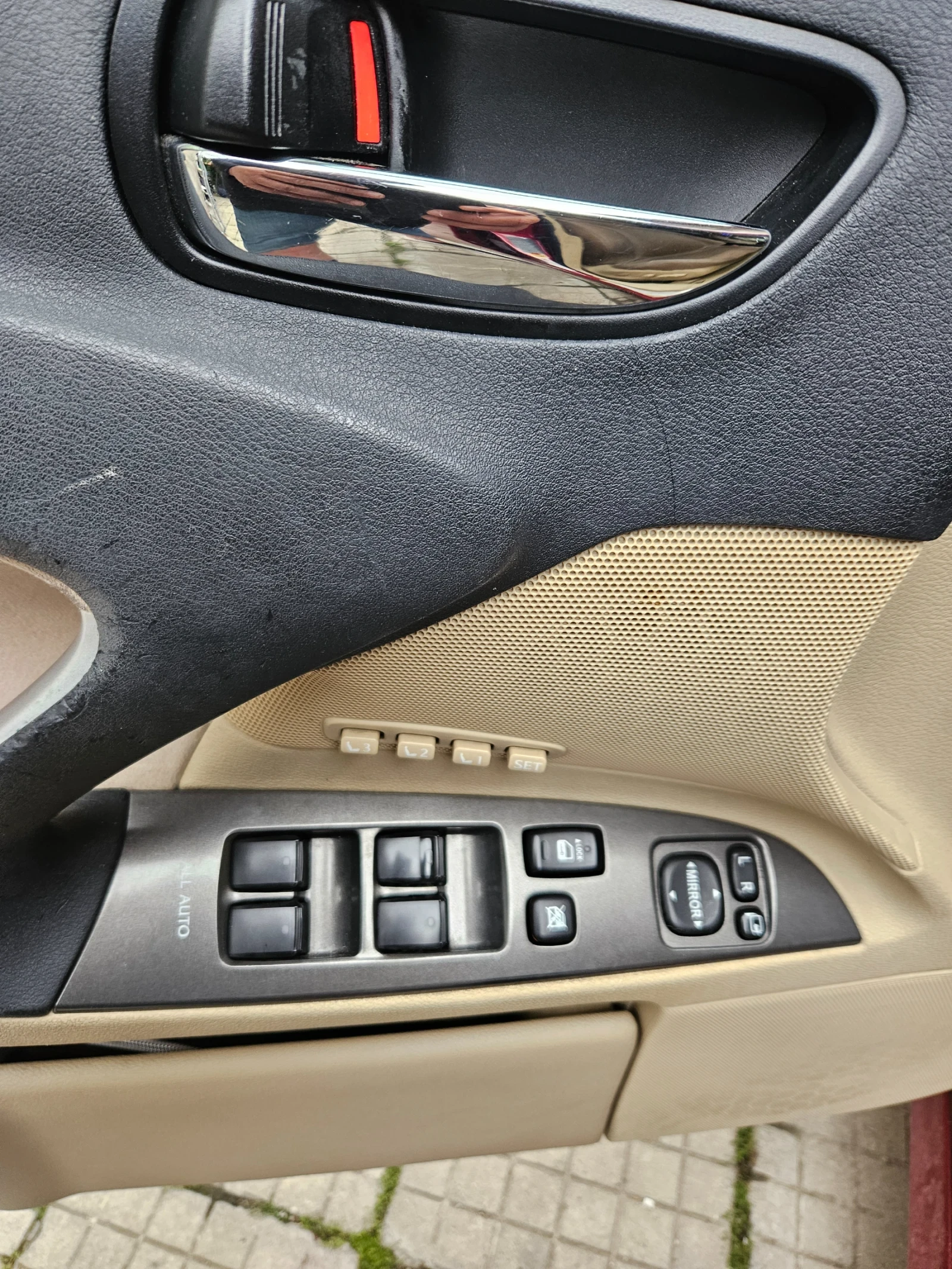 Lexus IS 250  - изображение 6
