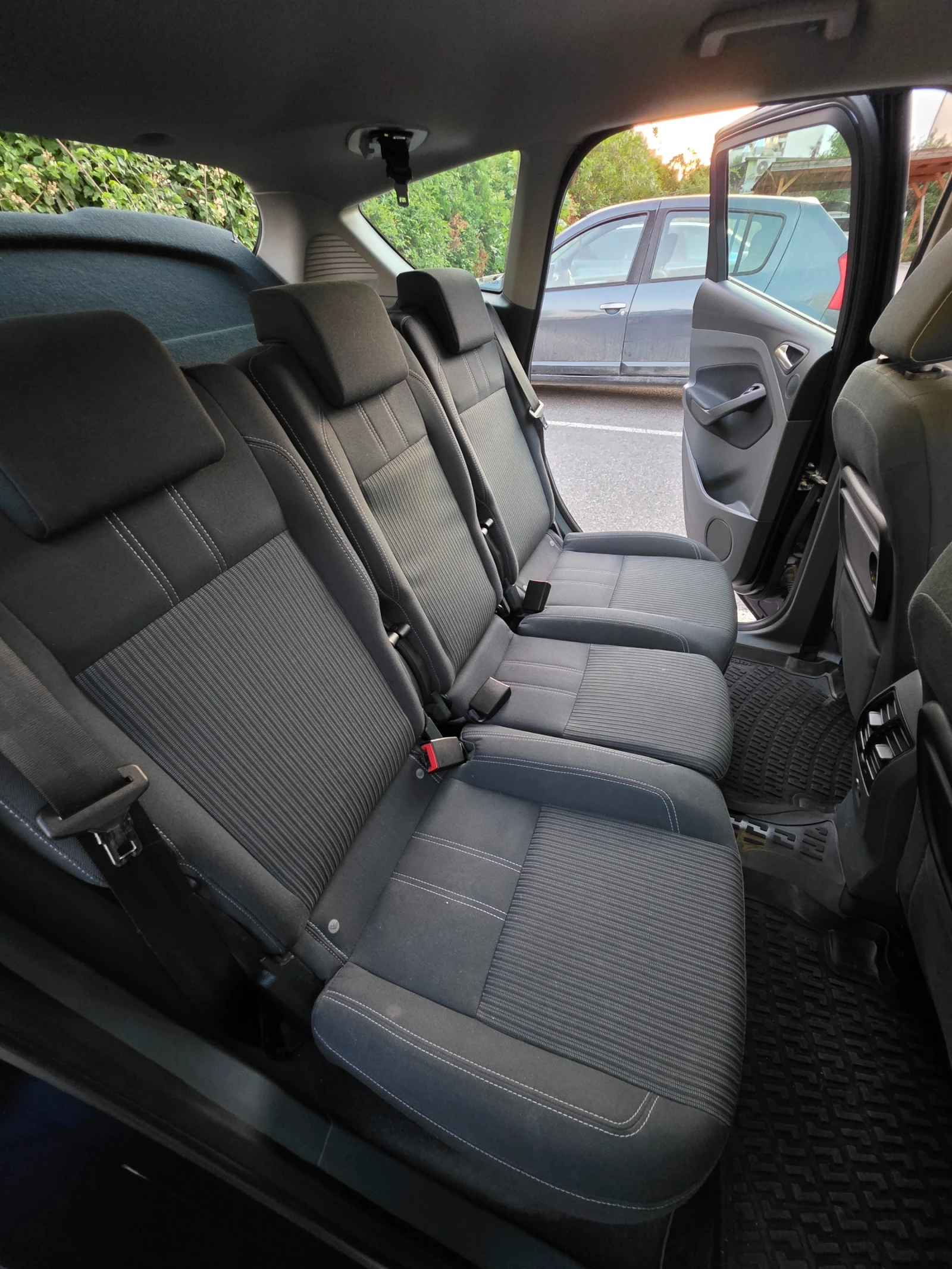 Ford C-max 2.0 TDCI 163hp AUTO - изображение 9