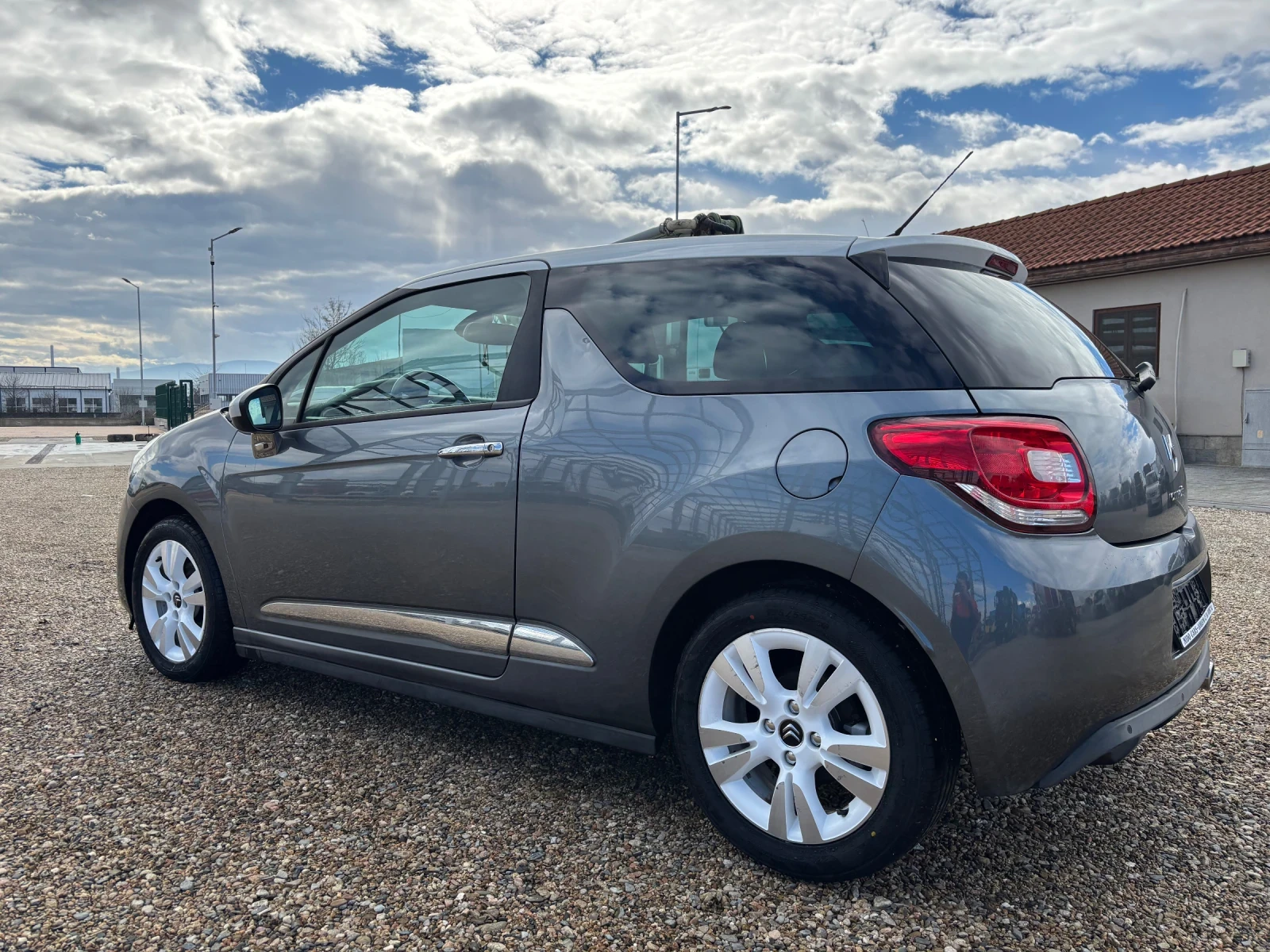 Citroen DS3 1.6 - изображение 6