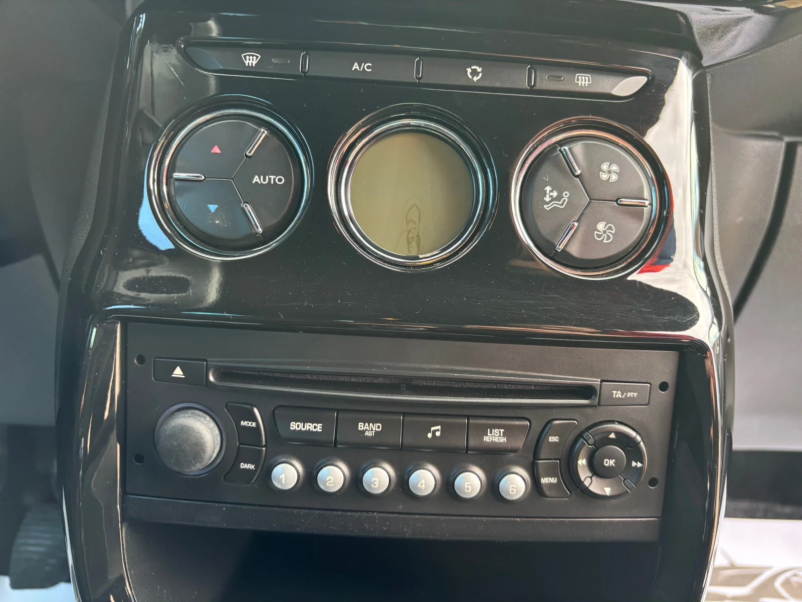 Citroen DS3 1.6 - изображение 7