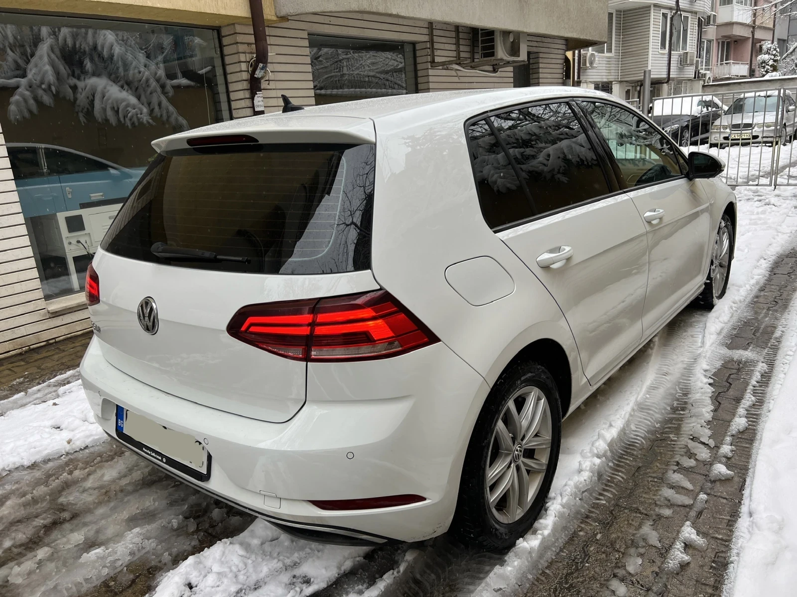 VW Golf 2.0TDI 150ks купувана от България  - изображение 6