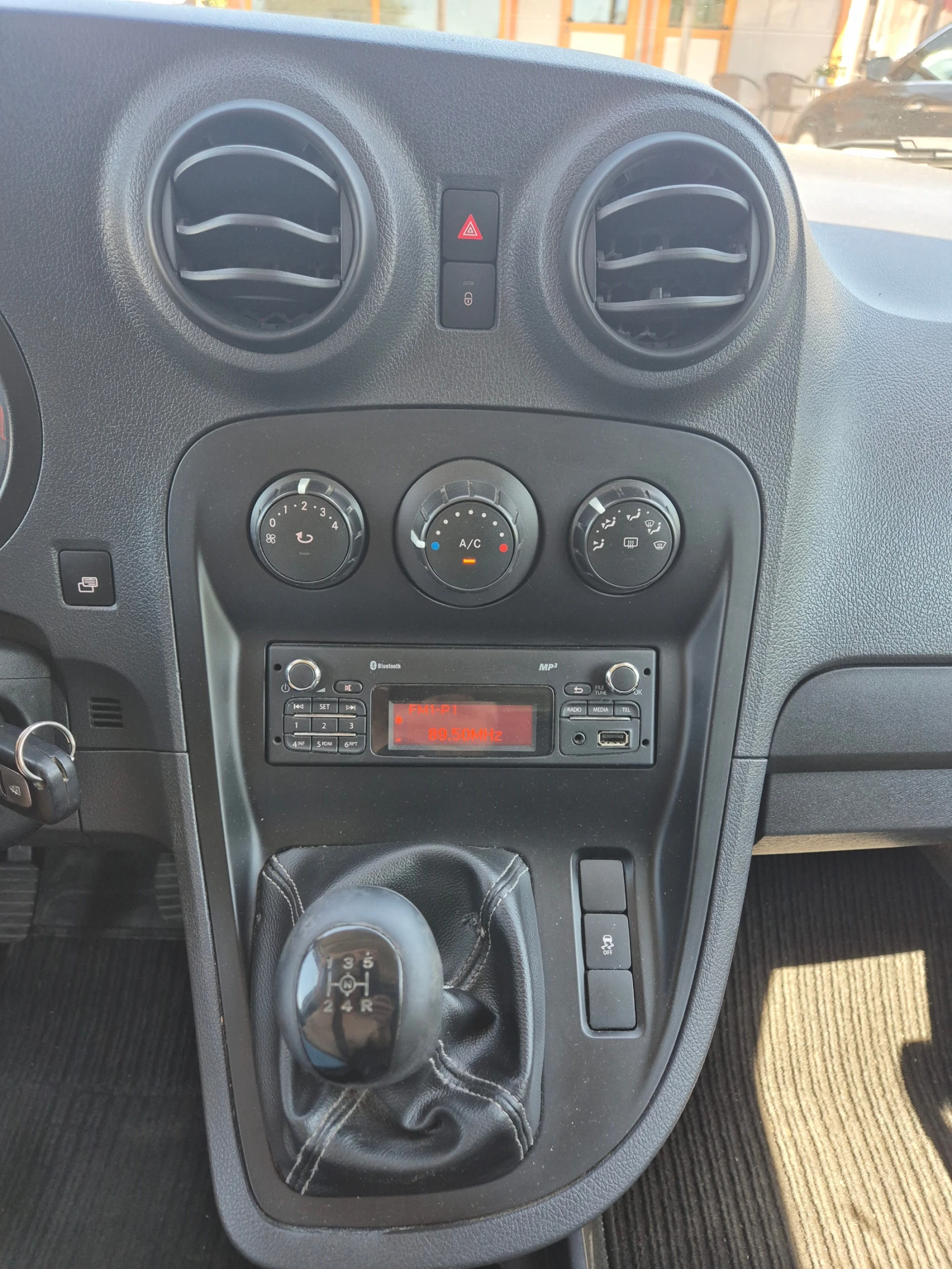 Mercedes-Benz Citan 108-CDI, снимка 8 - Автомобили и джипове - 53731388