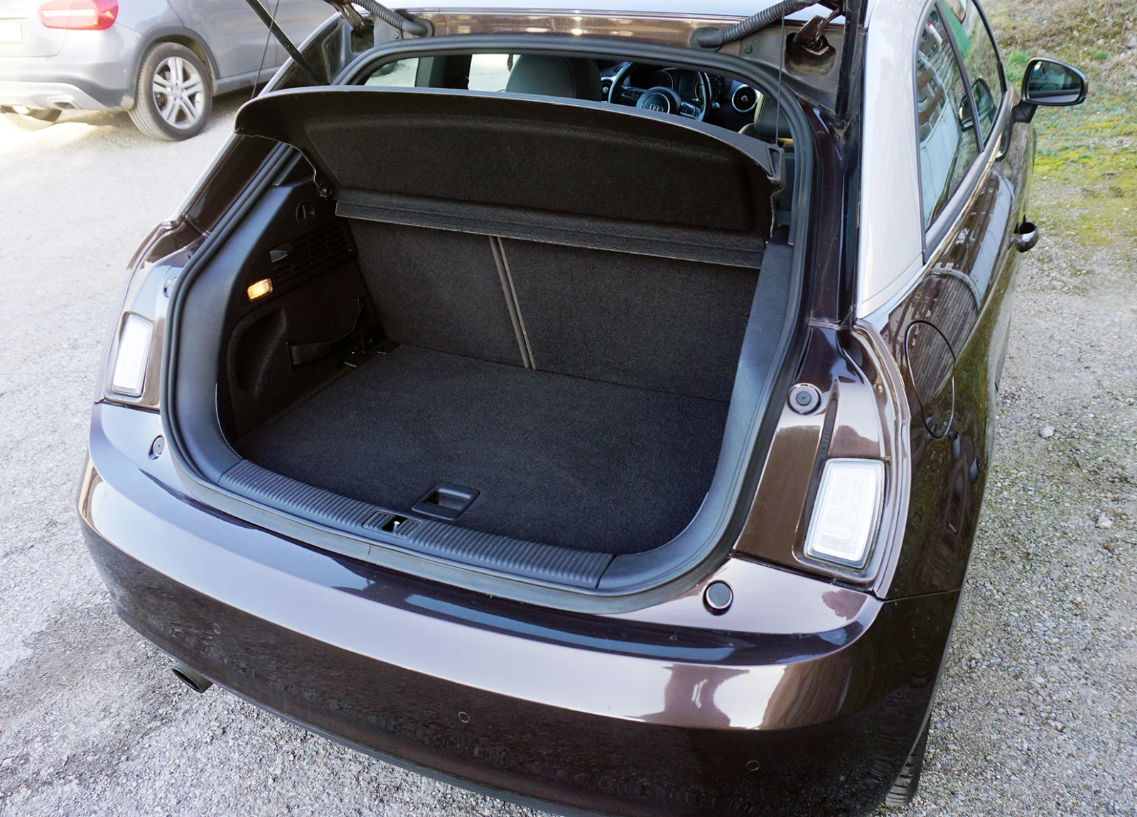 Audi A1 3 врати, снимка 15 - Автомобили и джипове - 53801896