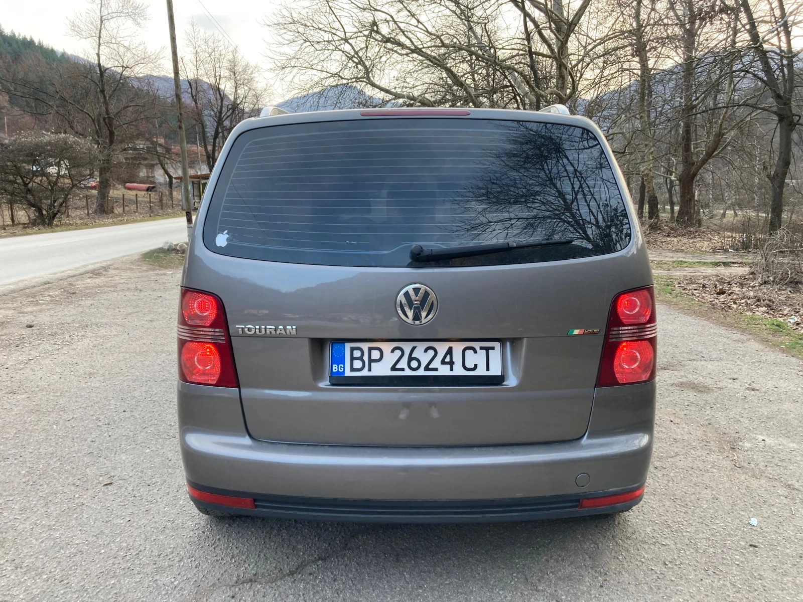 VW Touran 1.9TDI 105, снимка 6 - Автомобили и джипове - 53878576