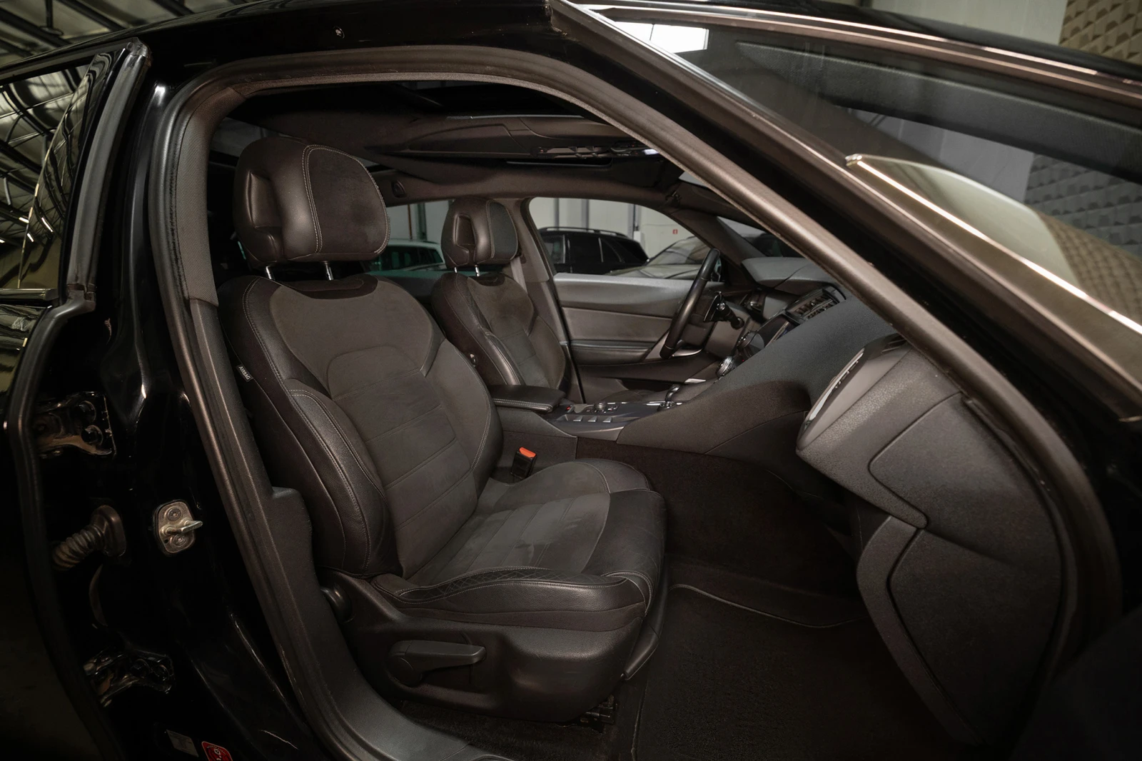 Citroen DS5 Hybrid * Шибидах * Панорама, снимка 10 - Автомобили и джипове - 53958463