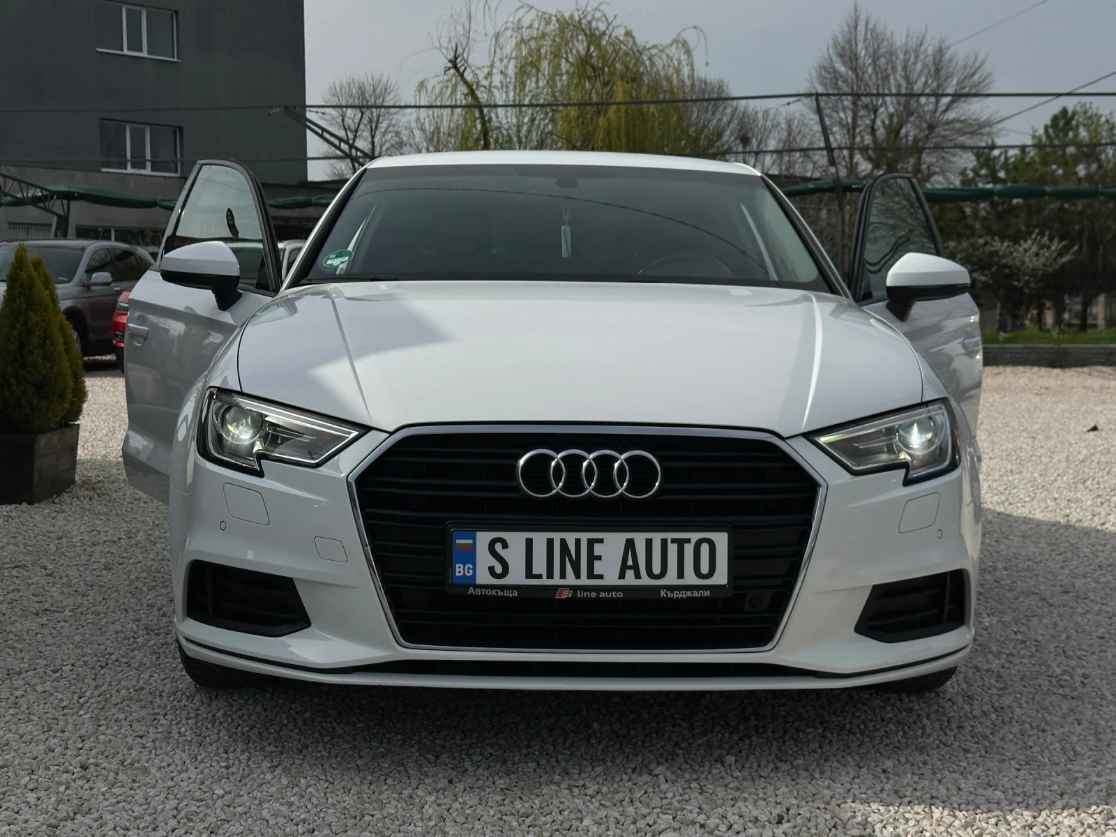 Audi A3 Limousine* 2.0 TDI* 150 k.c* Xenon* , снимка 2 - Автомобили и джипове - 54177302