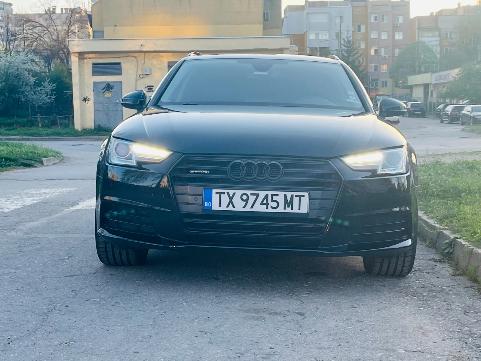 Audi A4 2.0TDI  б9 Quattro , снимка 7 - Автомобили и джипове - 54455787