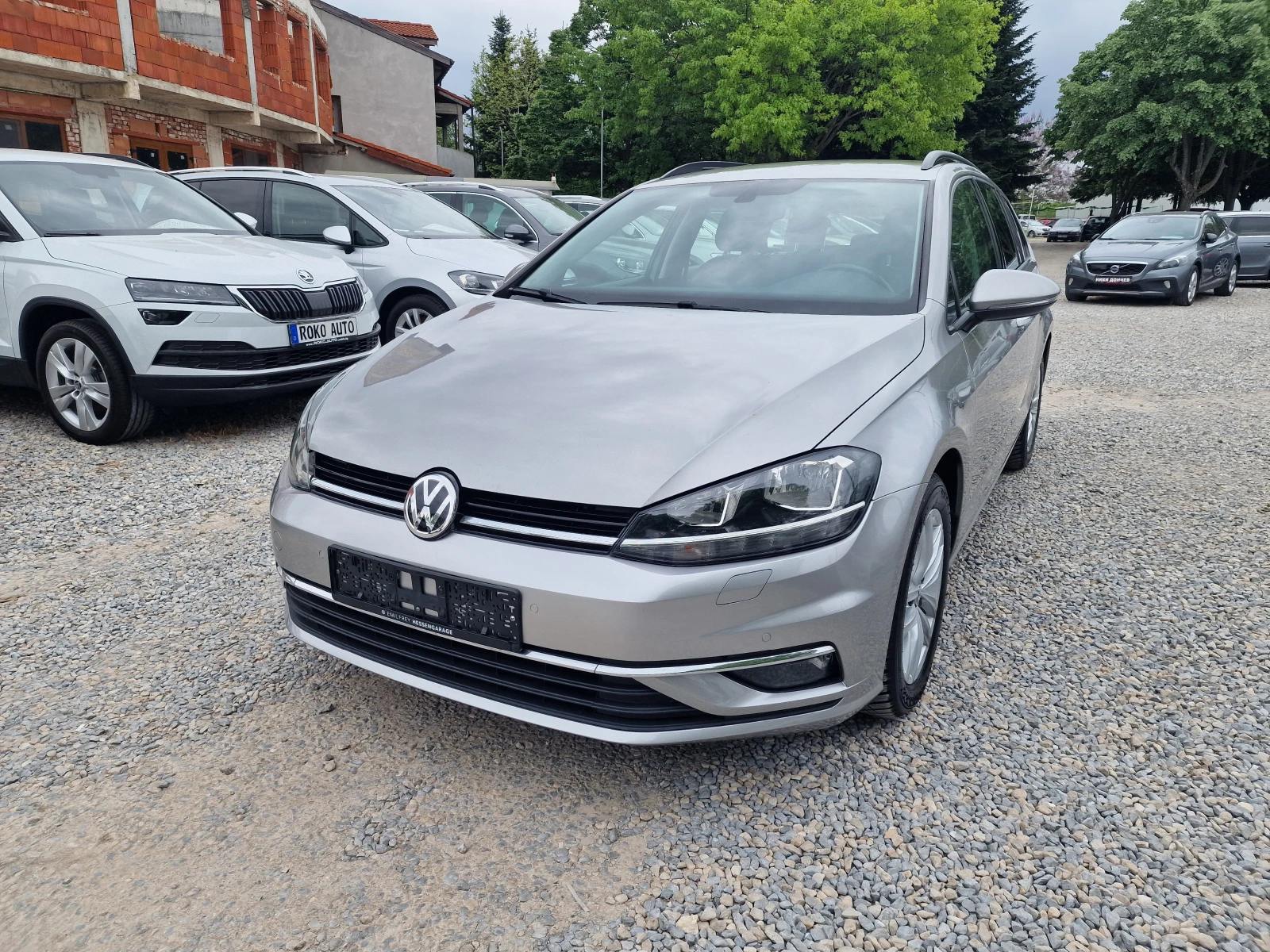VW Golf 1.6TDI-116k.s-HIGHLINE-FACELIFT-NAVI-EURO 6, снимка 3 - Автомобили и джипове - 54484061