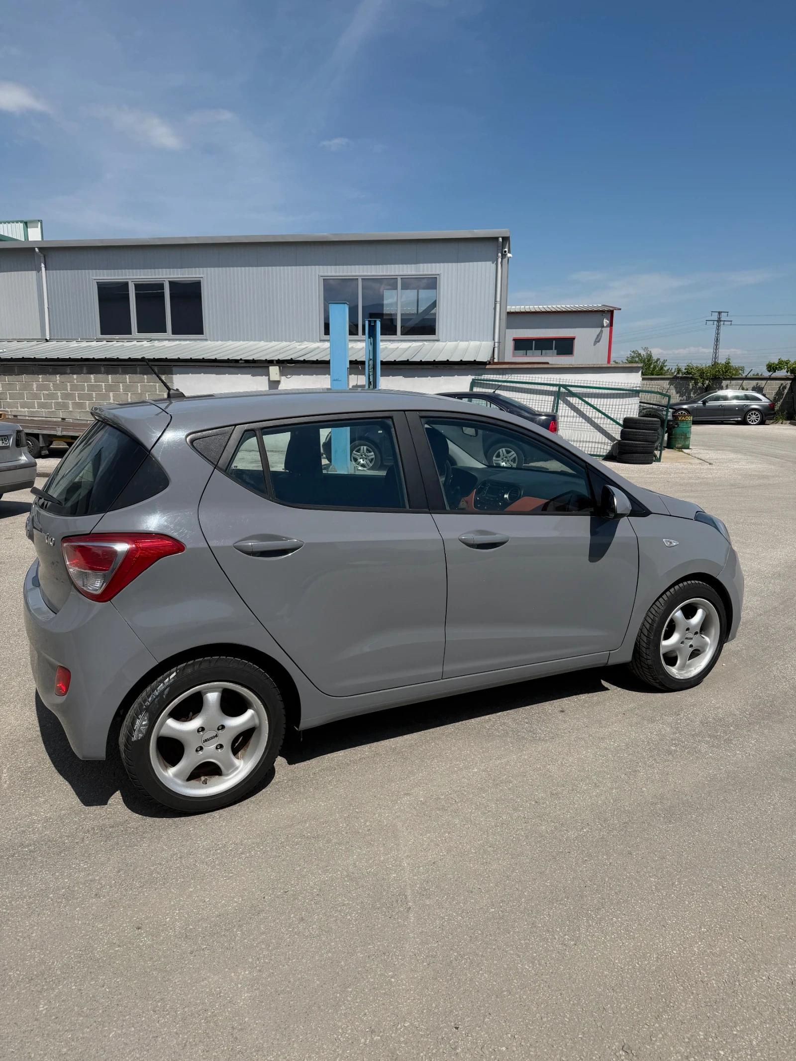 Hyundai I10, снимка 3 - Автомобили и джипове - 54743253