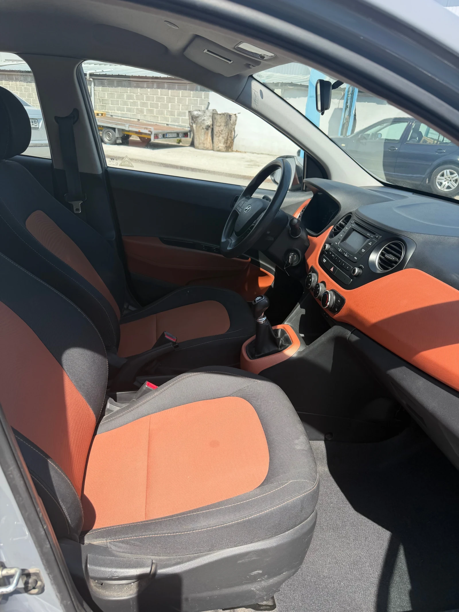 Hyundai I10, снимка 7 - Автомобили и джипове - 54743253