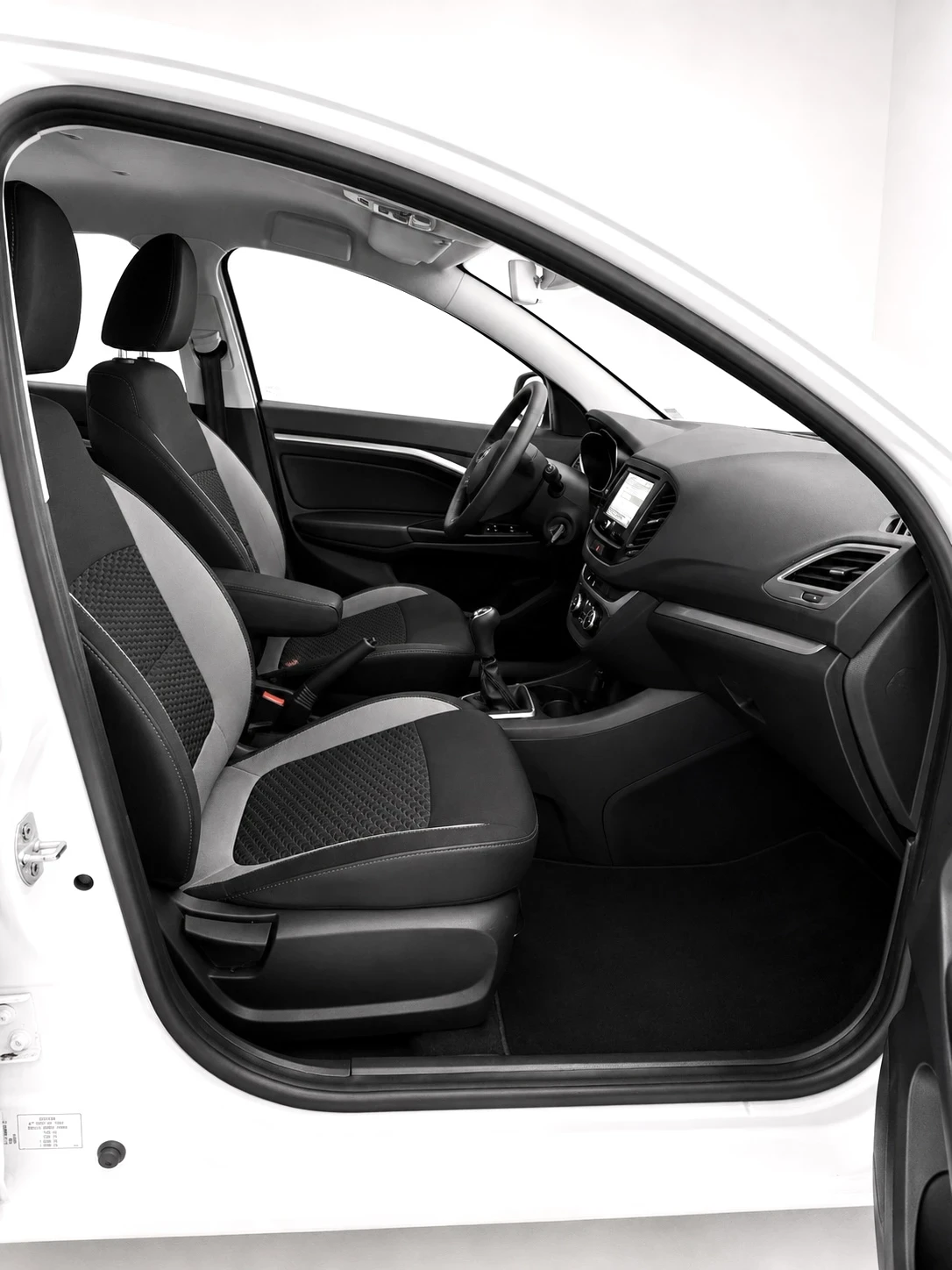 Lada Vesta 12.2018г.57000км. Сервизна История, снимка 15 - Автомобили и джипове - 54981687