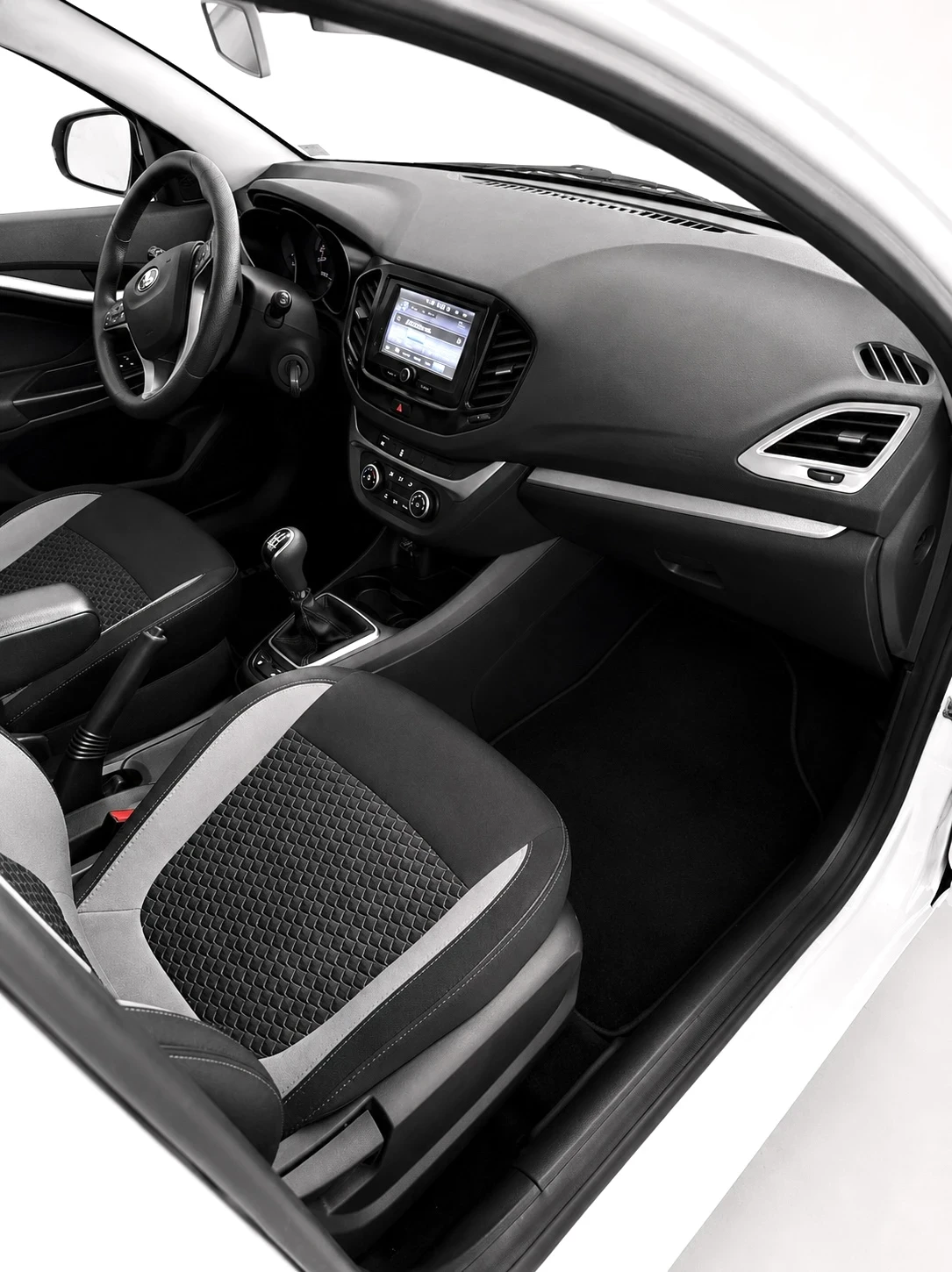 Lada Vesta 12.2018г.57000км. Сервизна История, снимка 13 - Автомобили и джипове - 54981687