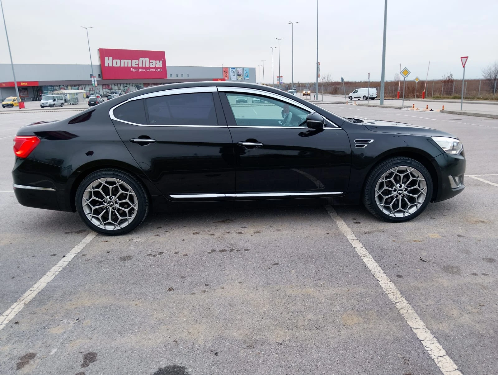 Kia K7 CADENZA RS, снимка 2 - Автомобили и джипове - 55215782