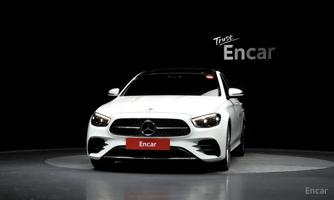 Mercedes-Benz E 350 4MATIC* AMG* LINE* BURMESTER* ОБДУХВАНЕ* ДИСТРОНИК, снимка 3 - Автомобили и джипове - 55695664