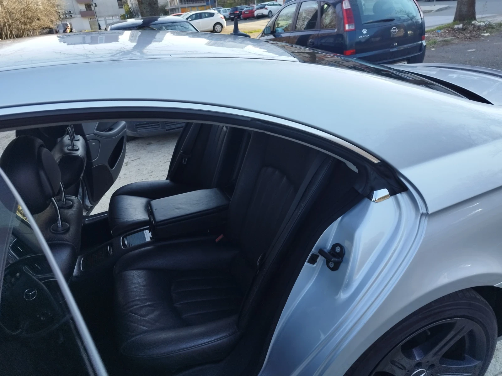 Mercedes-Benz CLS 500, снимка 4 - Автомобили и джипове - 55748951