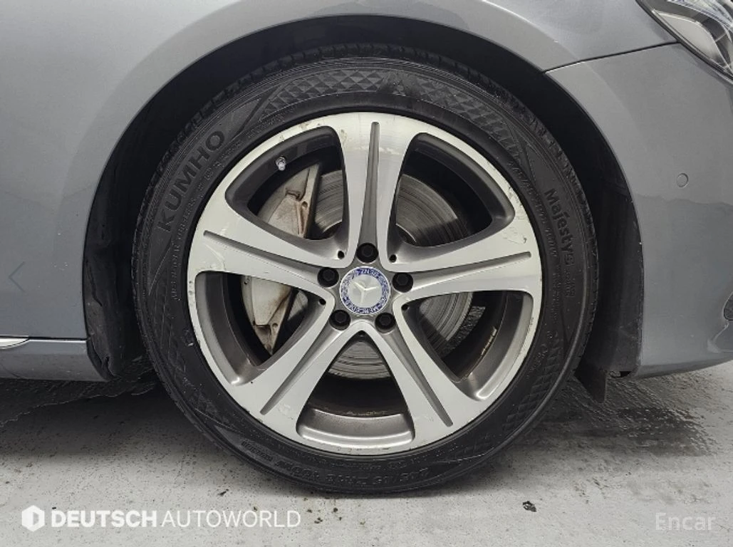 Mercedes-Benz E 300 ���������* �����* ���������* 360������*  | Mobile.bg � ����������� 5