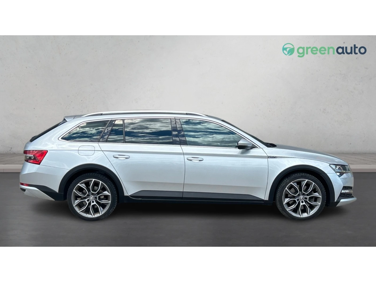 Skoda Superb  Scout 2.0 TSi  4x4 , Месечна вноска от 399  , снимка 8 - Автомобили и джипове - 56133589