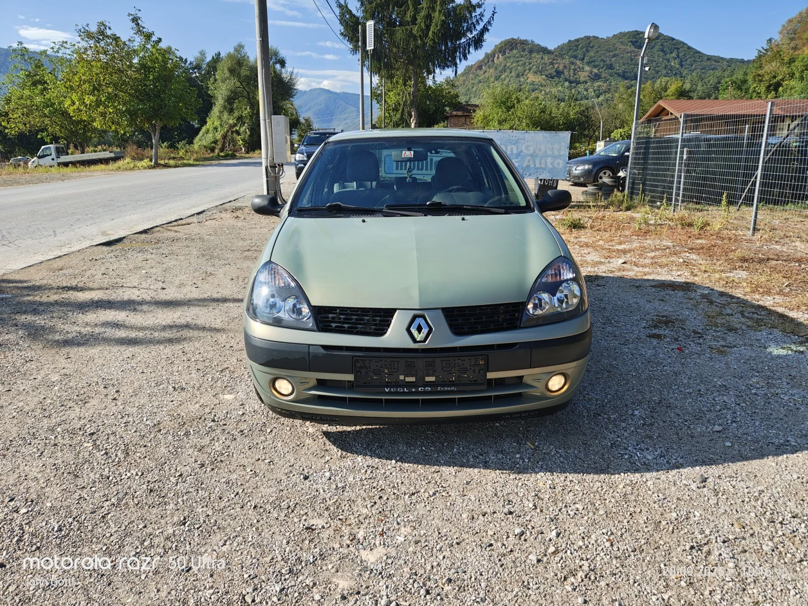 Renault Clio 1.2 i, Klimatik, , снимка 3 - Автомобили и джипове - 56253319