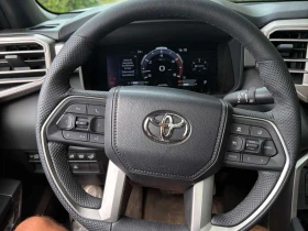 Toyota Tundra * Crewmax Long Bed * CARFAX * ДИС * ОБДУХВАНЕ, снимка 10