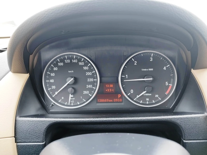 BMW X1 X Drive 18D, снимка 14 - Автомобили и джипове - 52869546