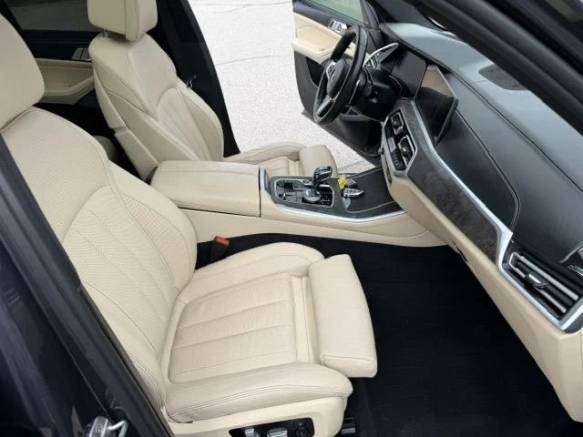 BMW X5 M-pkg| Shadow-line| Soft-Close| HUD| Въздух| 360| , снимка 9 - Автомобили и джипове - 54700719
