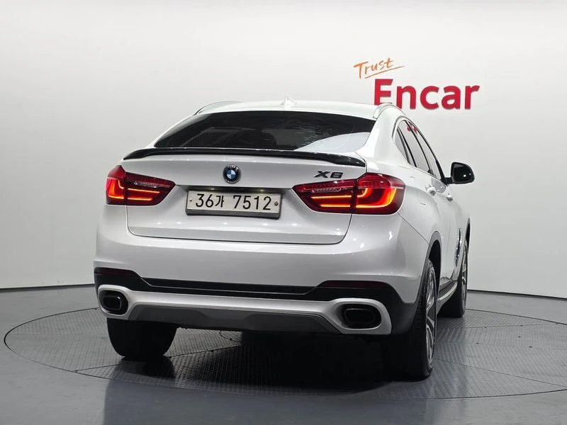 BMW X6 xDrive 30d| 258к.с.| ВКЛ.ТЕХНОТЕСТ, снимка 4 - Автомобили и джипове - 55222040