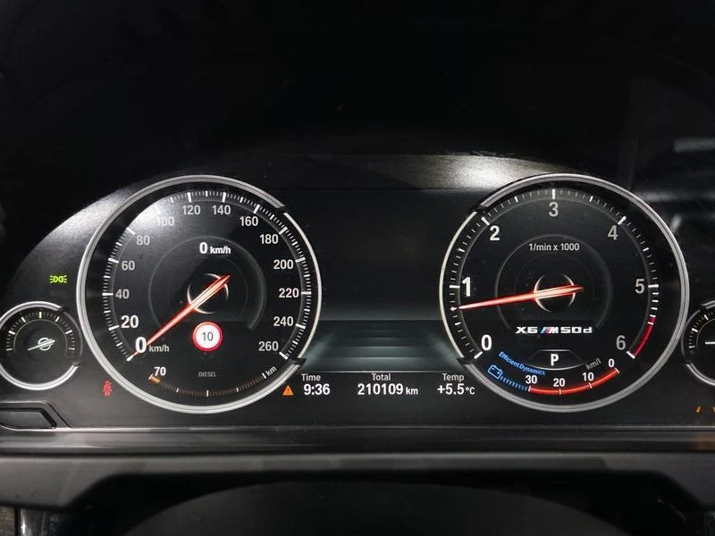 BMW X6 xDrive 30d| 258к.с.| ВКЛ.ТЕХНОТЕСТ, снимка 8 - Автомобили и джипове - 55222040