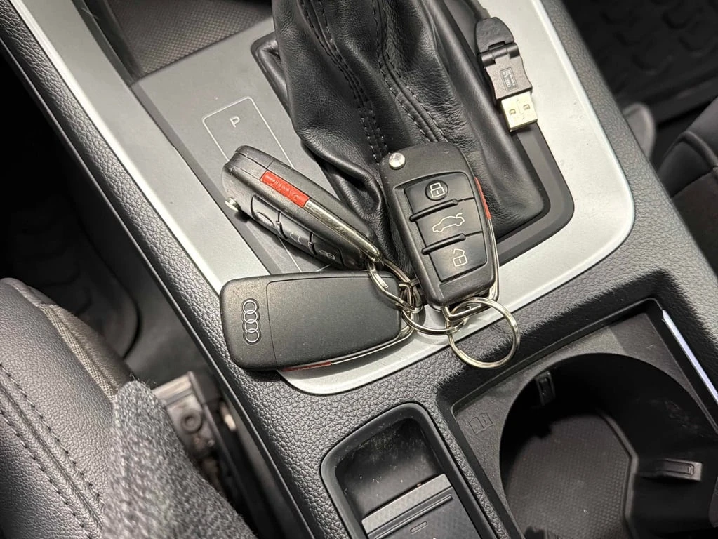 Audi Q3 * Komfort * CARFAX * БЕЗ ПЪРВОНАЧАЛНА ВНОСКА - изображение 10