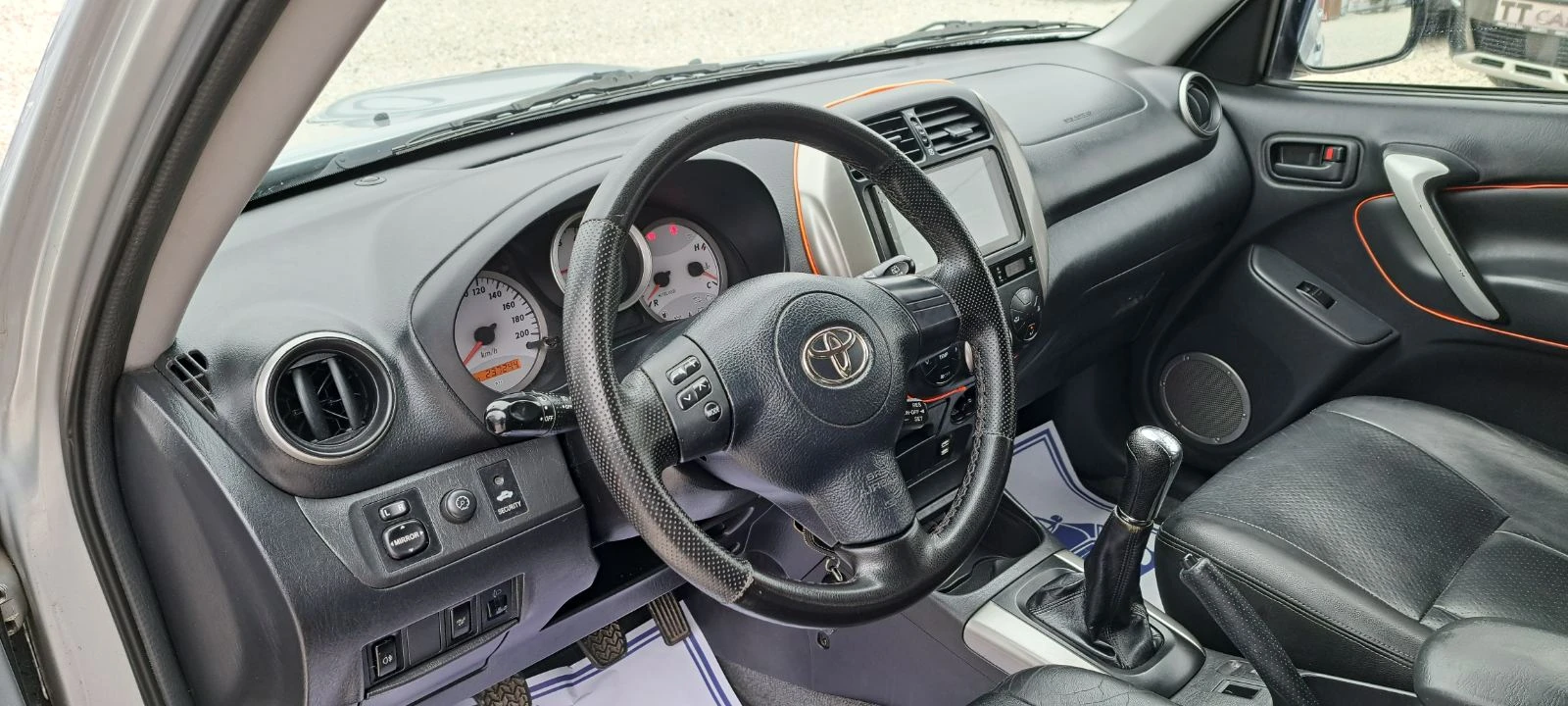 Toyota Rav4 2.0 D4D 4x4 Klima ���� Navi ���������� ���������� | Mobile.bg � ����������� 10