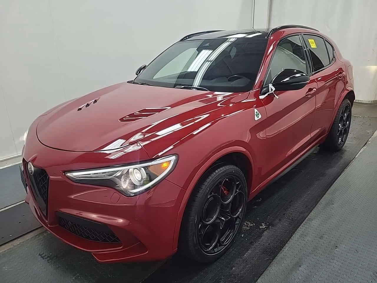 Alfa Romeo Stelvio QUADRIFOGLIO /DISTRONIC/Harman Kardon/Carbon 