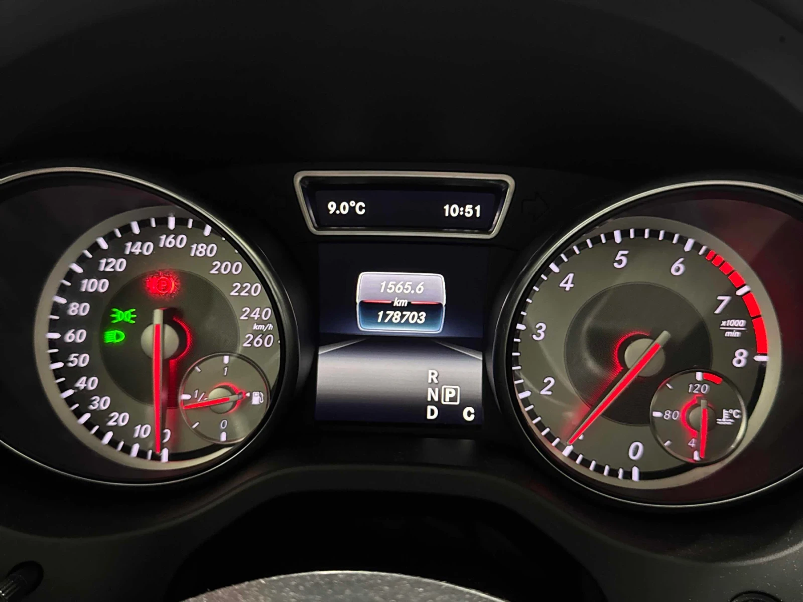 Mercedes-Benz GLA 250 ������� * �������� * 2 ����� * CAR FAX *  | Mobile.bg � ����������� 7