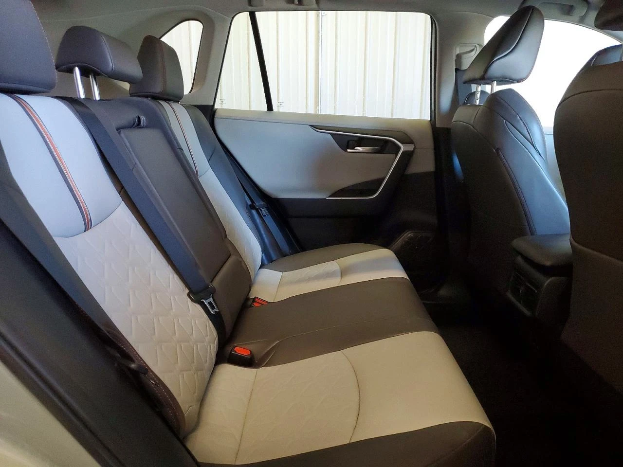 Toyota Rav4 * ADVENTURE* AWD*  | Mobile.bg � ����������� 12