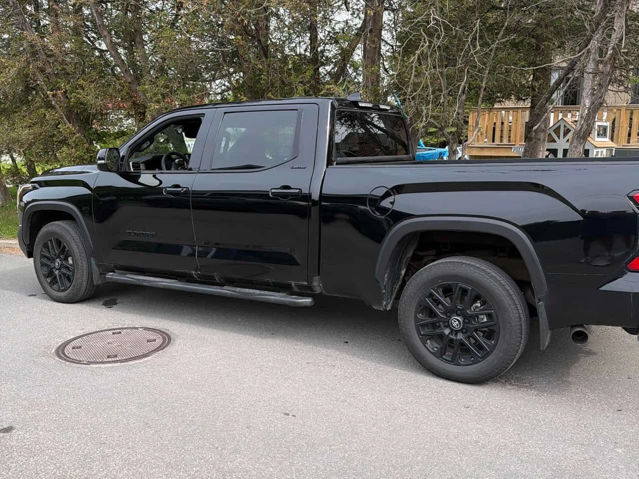 Toyota Tundra * Crewmax Long Bed * CARFAX * ДИС * ОБДУХВАНЕ, снимка 2 - Автомобили и джипове - 54809900