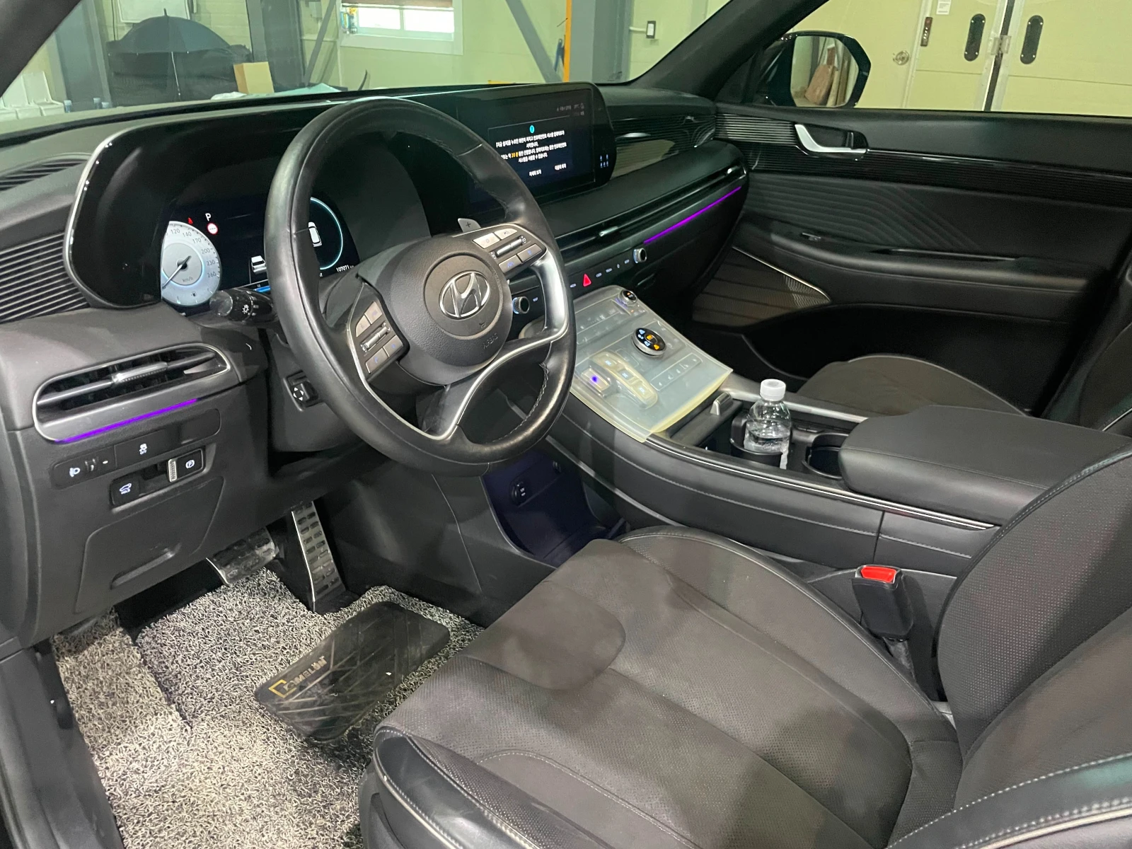 Hyundai Palisade 2.2D ! 4WD ! 6 + 1 ! Calligraphy Black Edition !, снимка 8 - Автомобили и джипове - 55704425