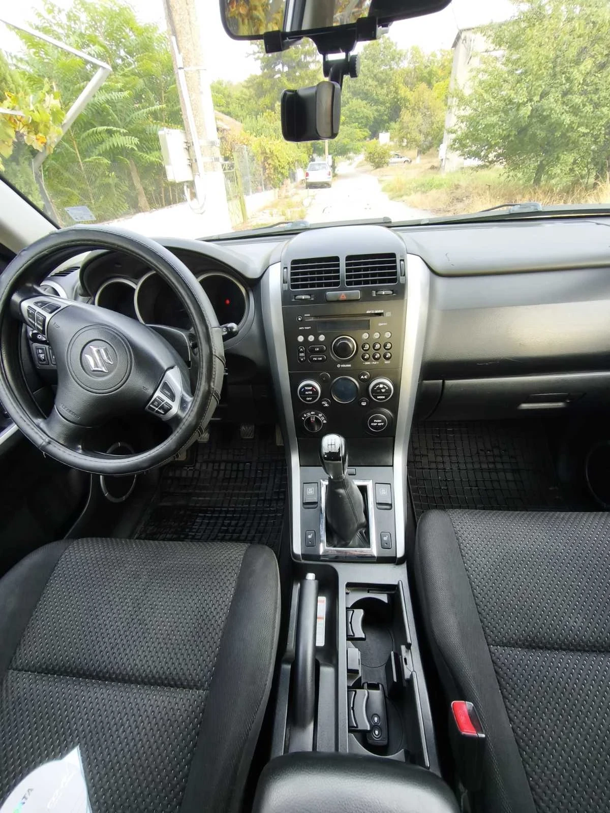 Suzuki Grand vitara, снимка 3 - Автомобили и джипове - 56238216