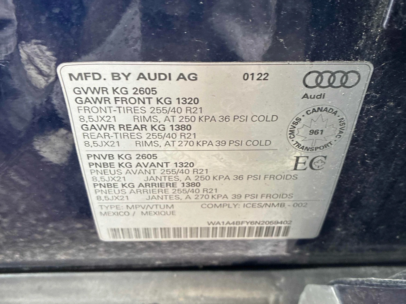 Audi SQ5 Progressiv / Distronic / Led / Carfax /  Лизинг, снимка 10 - Автомобили и джипове - 56519987