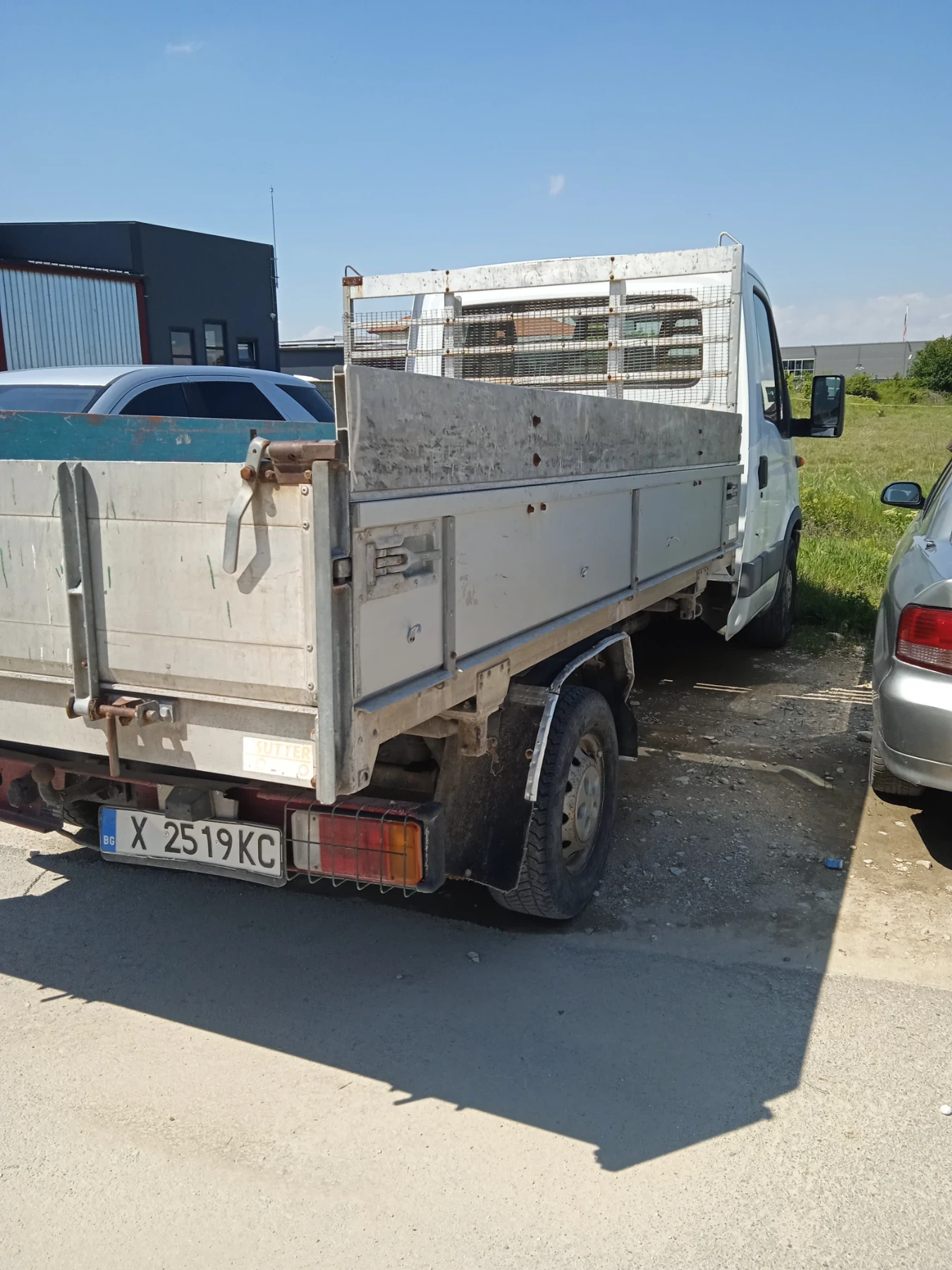 Iveco 3512 Тристаен самосвал - изображение 2