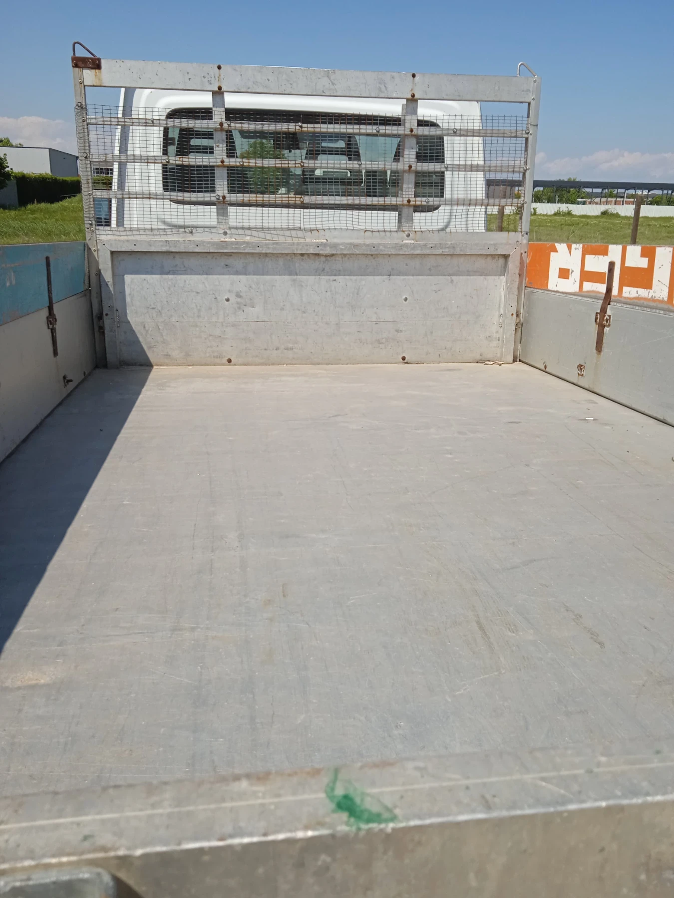 Iveco 3512 Тристаен самосвал - изображение 4