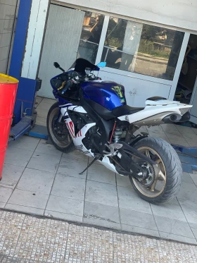 Yamaha YZF-R1 | Mobile.bg    7