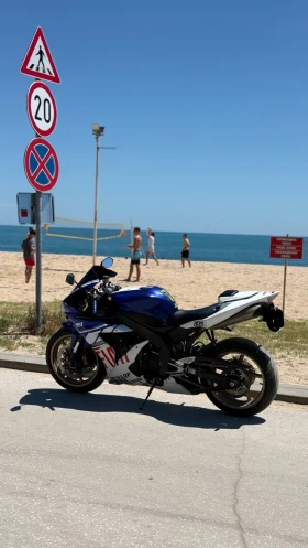 Yamaha YZF-R1 | Mobile.bg    2
