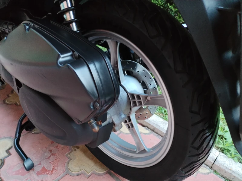 Suzuki Sixteen 150i Limited Edition 15k, снимка 12 - Мотоциклети и мототехника - 50477538