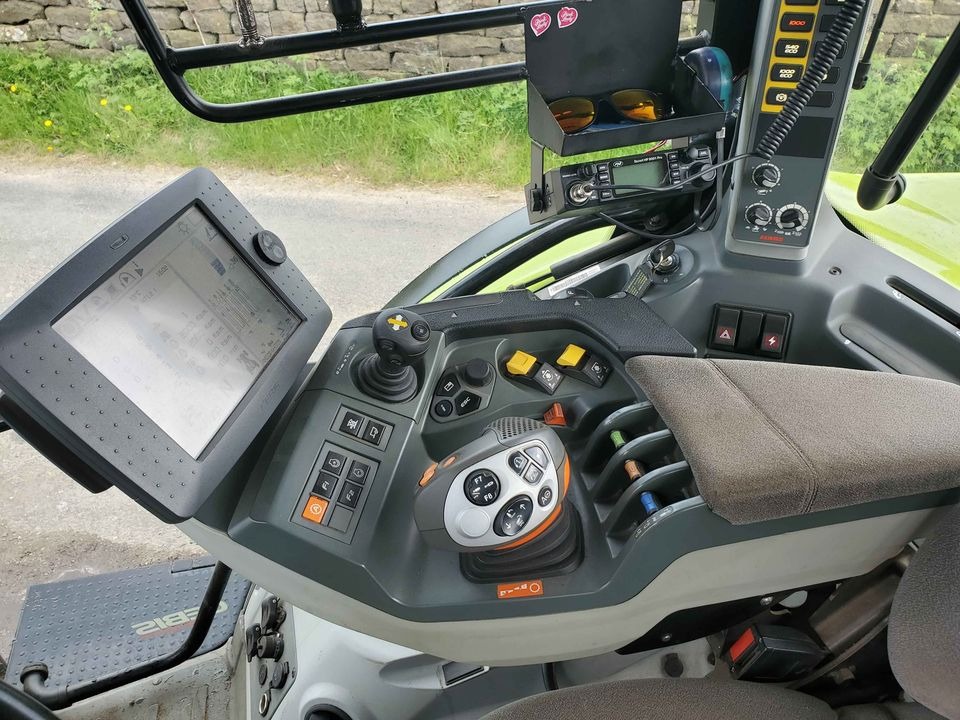 Трактор Claas Arion 640 - изображение 5