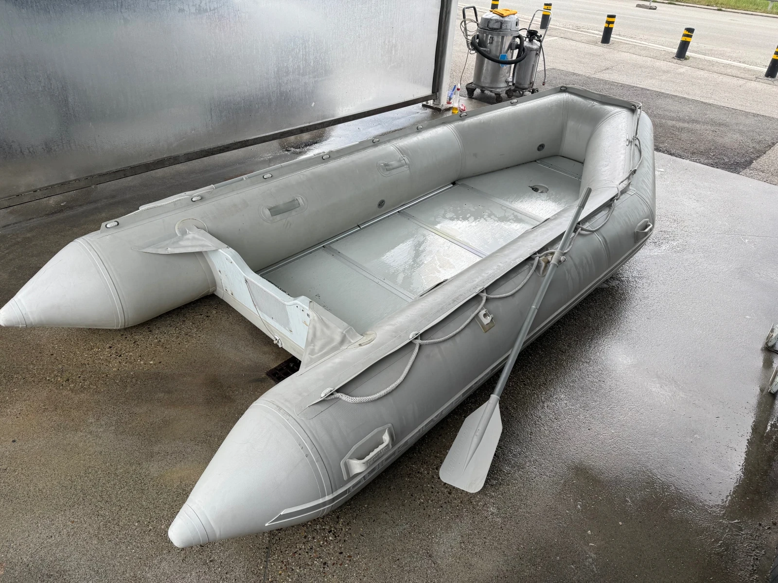 Лодка Quicksilver MAXXI 4.60см 8 човека Motor 12kc USA - изображение 4