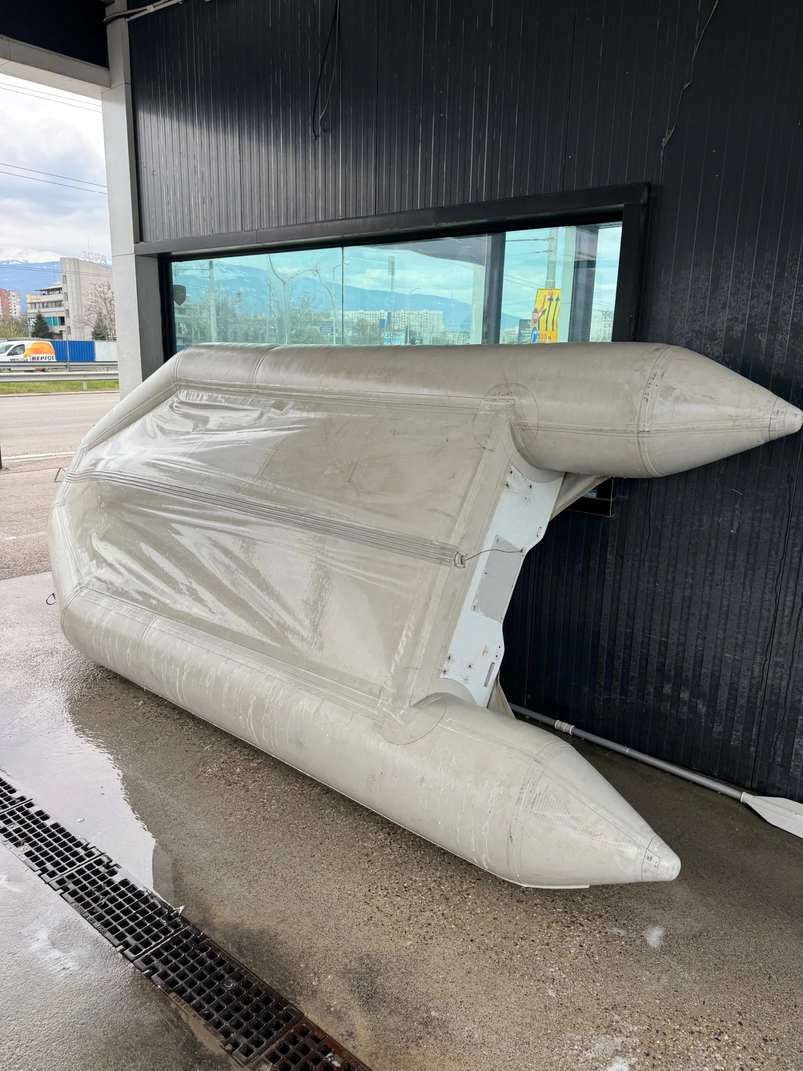 Лодка Quicksilver MAXXI 4.60см 8 човека Motor 12kc USA - изображение 9